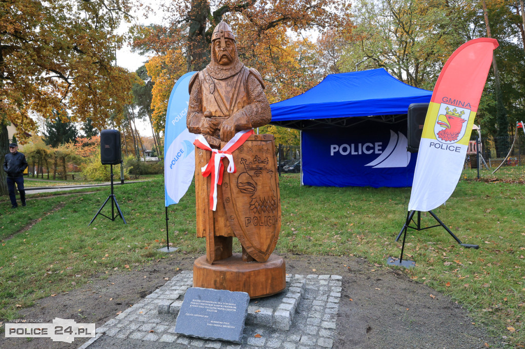 W Mścięcinie odsłonięto rzeźbę Mściwoja