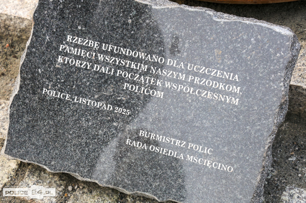 W Mścięcinie odsłonięto rzeźbę Mściwoja