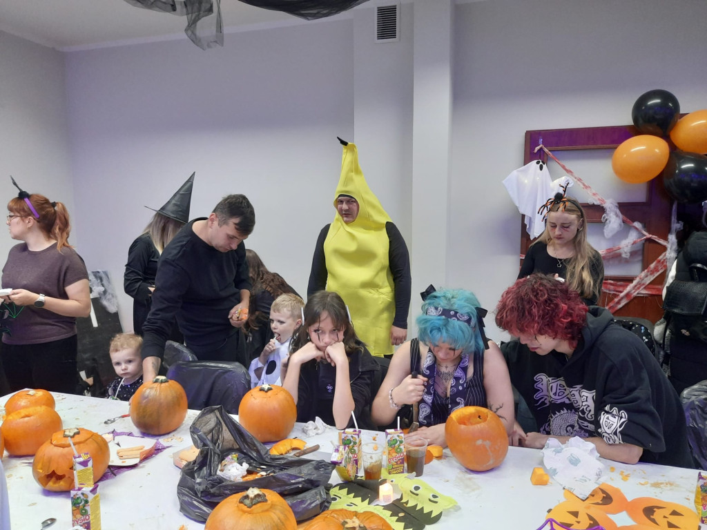 Strasznie Fajne Halloween w Uniemyślu!
