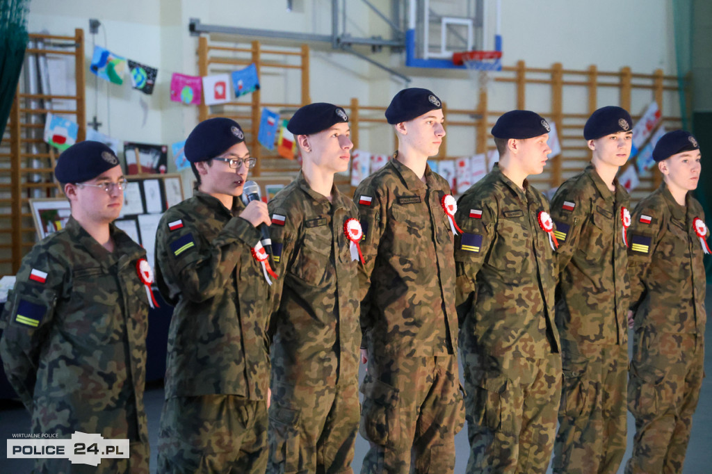 Ślubowanie pierwszoklasistów w Białej