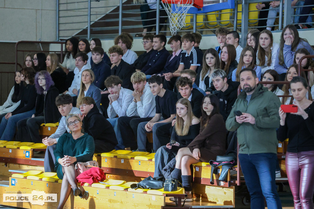 Ślubowanie pierwszoklasistów w Białej