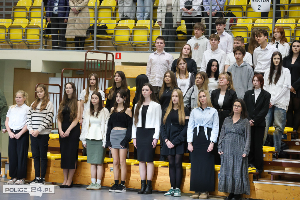 Ślubowanie pierwszoklasistów w Białej