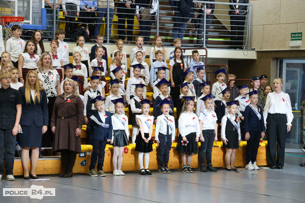 Ślubowanie pierwszoklasistów w Białej