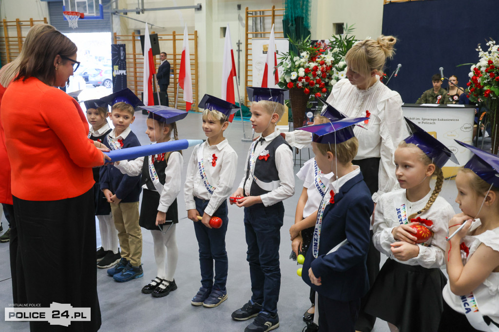 Ślubowanie pierwszoklasistów w Białej