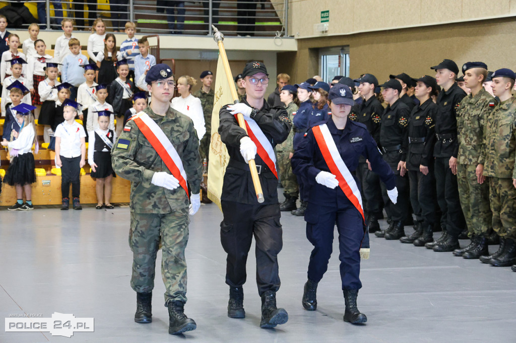 Ślubowanie pierwszoklasistów w Białej