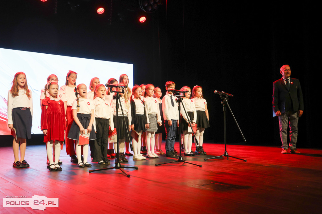 Rodzinny Śpiewnik Patriotyczny