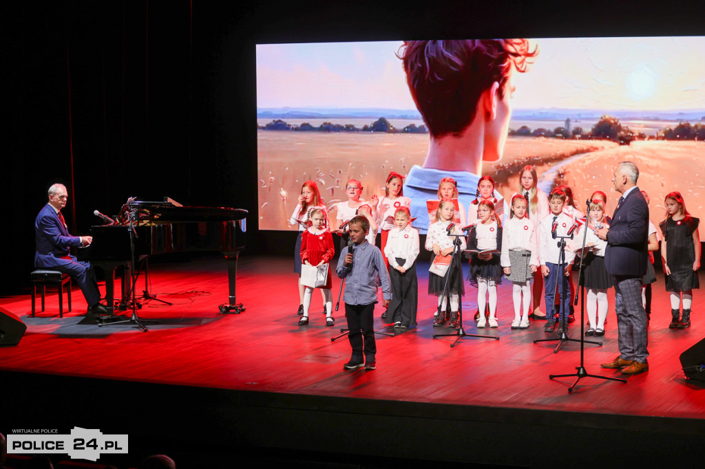 Rodzinny Śpiewnik Patriotyczny