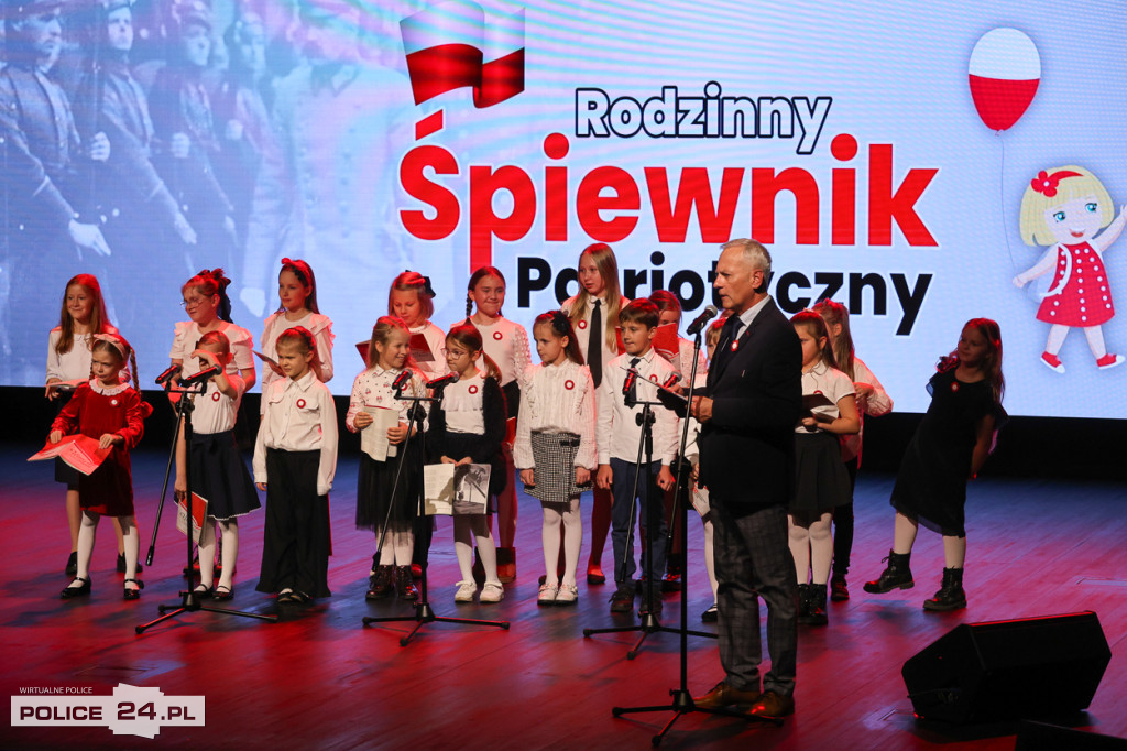 Rodzinny Śpiewnik Patriotyczny