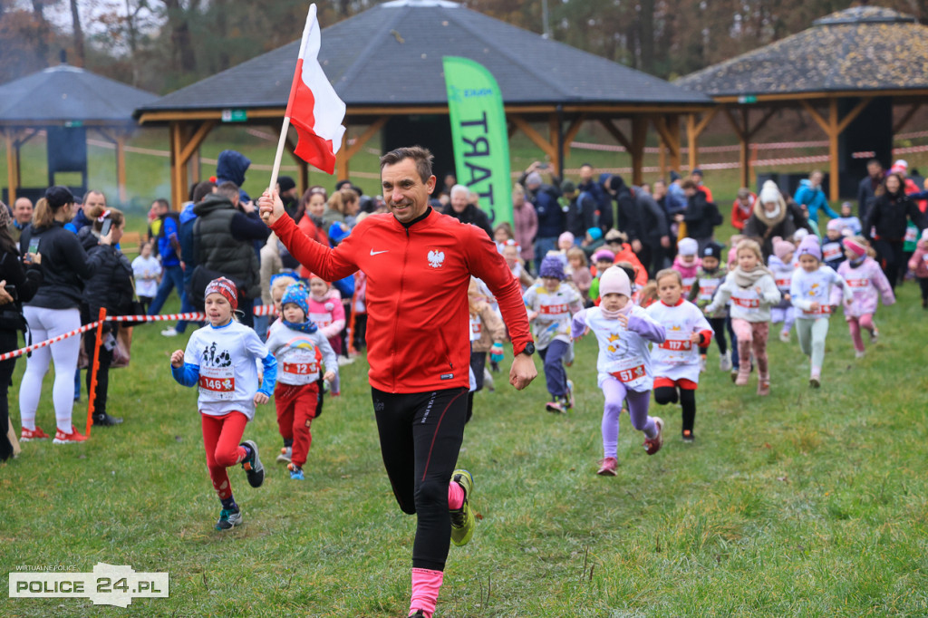 Bieg Niepodległości w Policach - pobiegli też najmłodsi