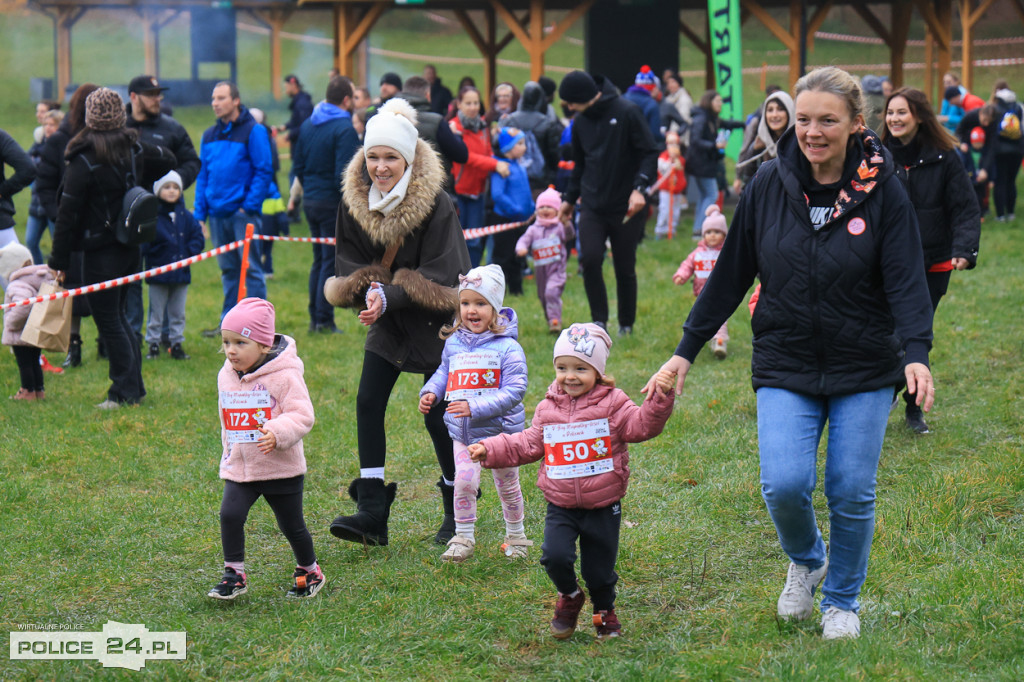 Bieg Niepodległości w Policach - pobiegli też najmłodsi