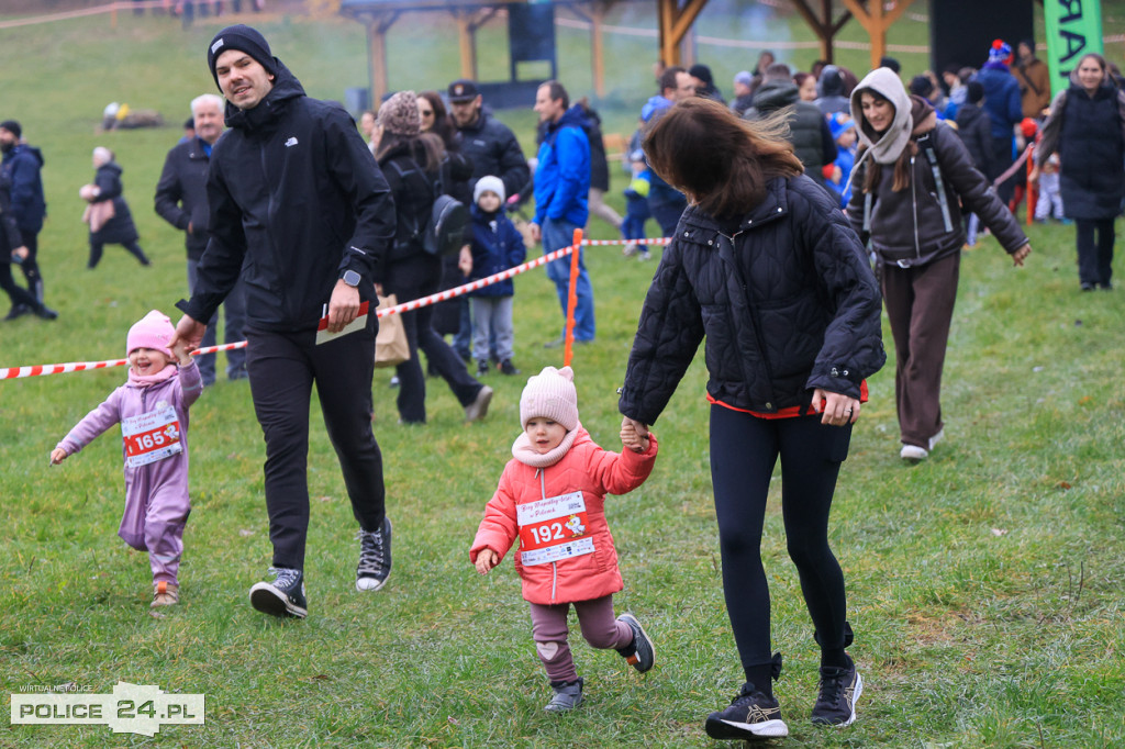 Bieg Niepodległości w Policach - pobiegli też najmłodsi