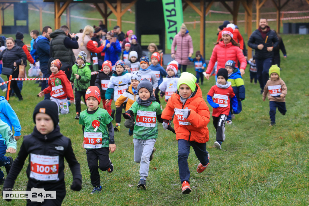 Bieg Niepodległości w Policach - pobiegli też najmłodsi