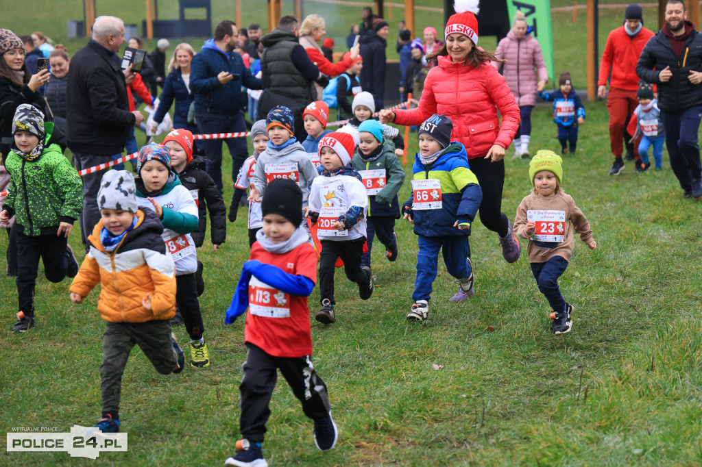 Bieg Niepodległości w Policach - pobiegli też najmłodsi