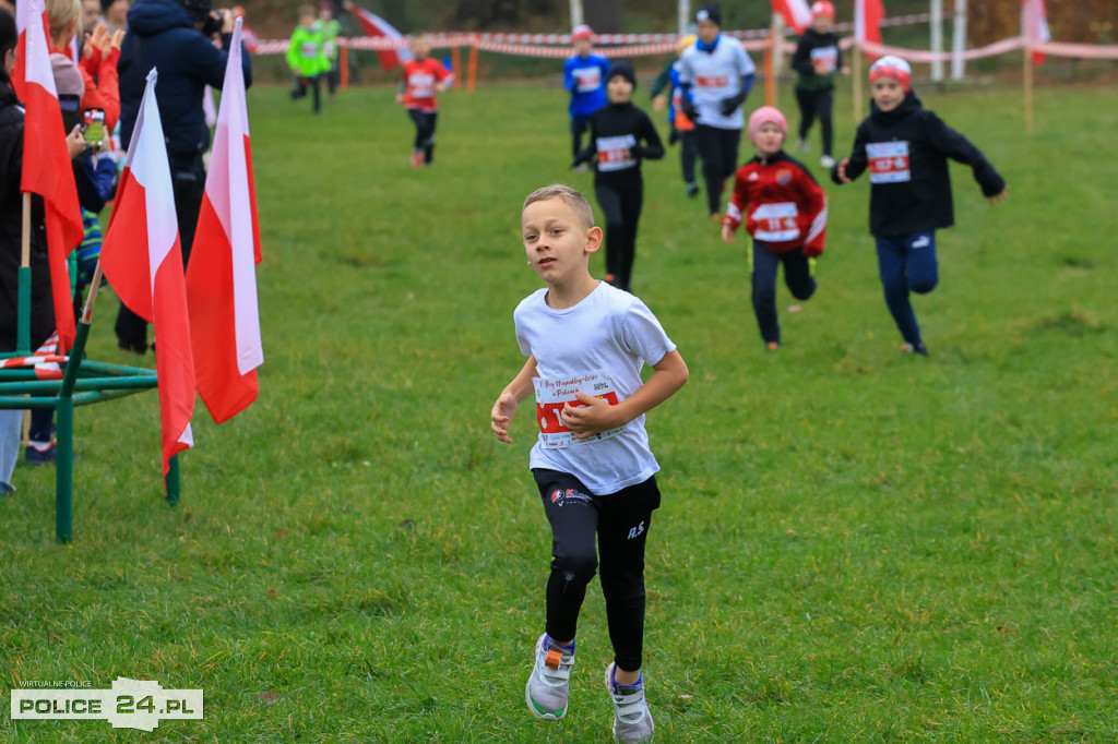 Bieg Niepodległości w Policach - pobiegli też najmłodsi
