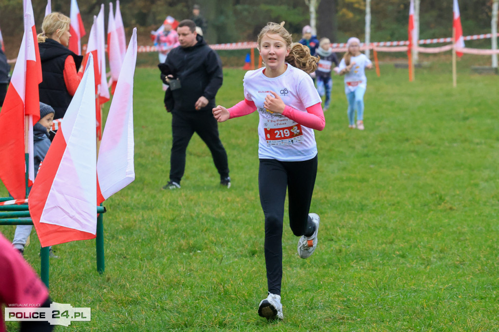 Bieg Niepodległości w Policach - pobiegli też najmłodsi