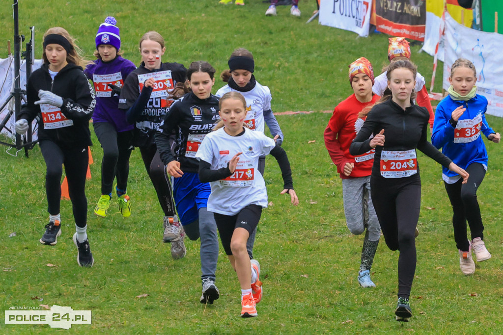 Bieg Niepodległości w Policach - pobiegli też najmłodsi