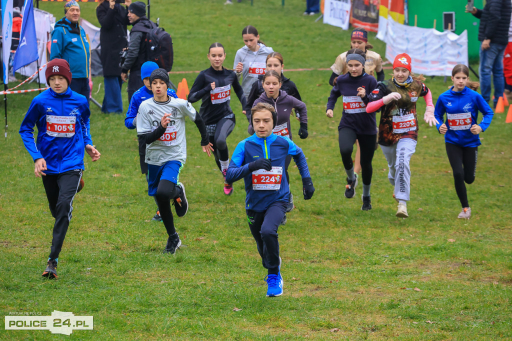 Bieg Niepodległości w Policach - pobiegli też najmłodsi