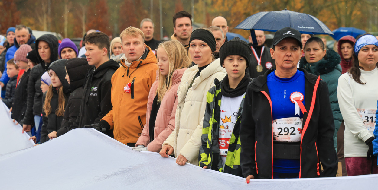 W Policach wspólnie zaśpiewali Hymn Polski