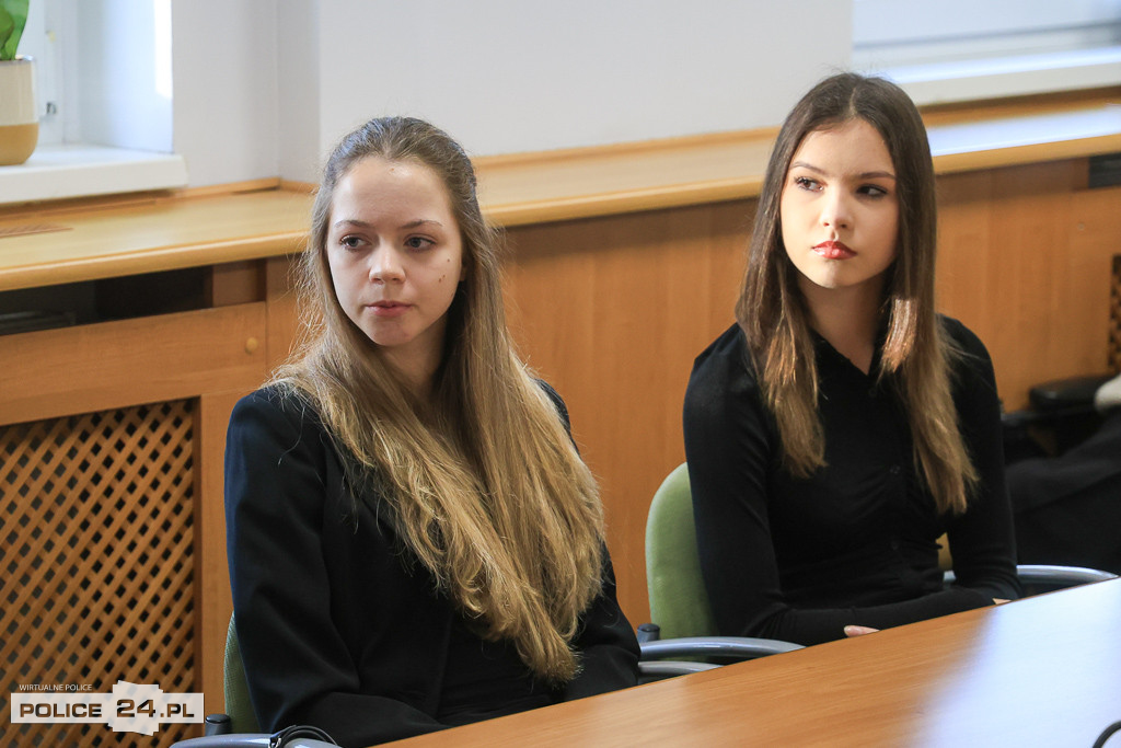 Stypendia dla młodych artystek