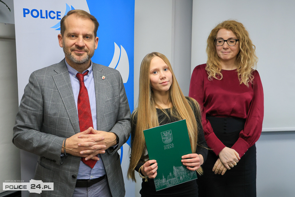 Stypendia dla młodych artystek