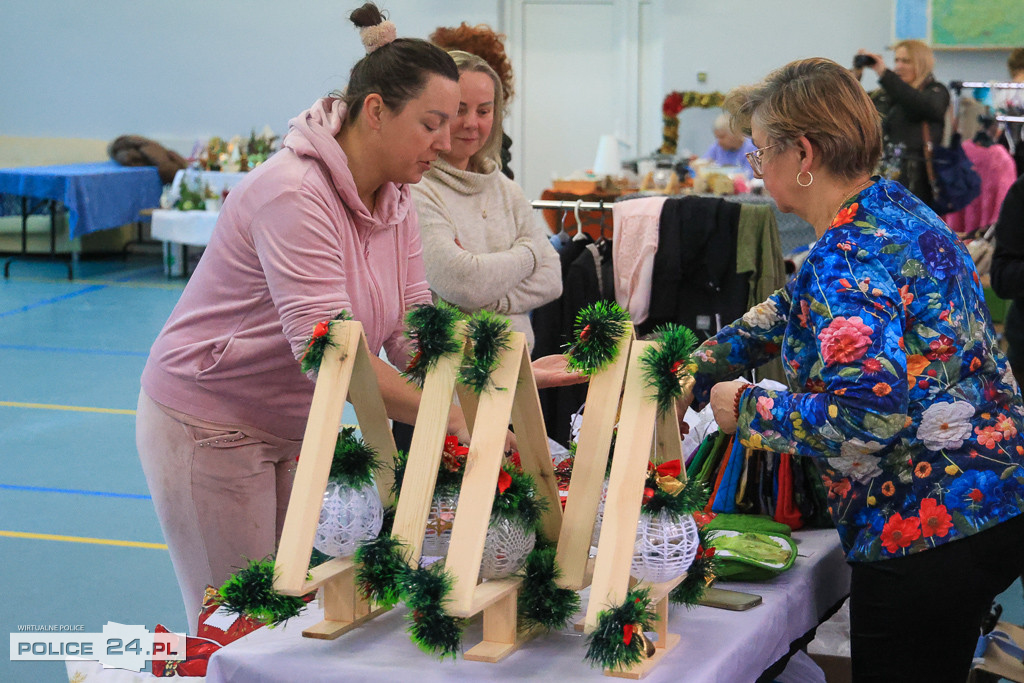 Mikołajkowy Babski Targ w Niekłończycy