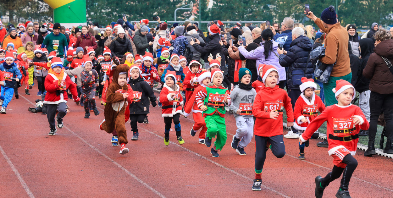 XIII Bieg Mikołajkowy w Policach - biegi najmłodszych