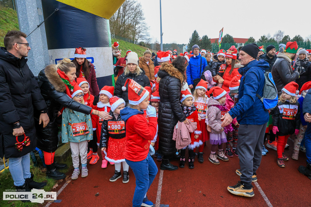XIII Bieg Mikołajkowy w Policach - biegi najmłodszych