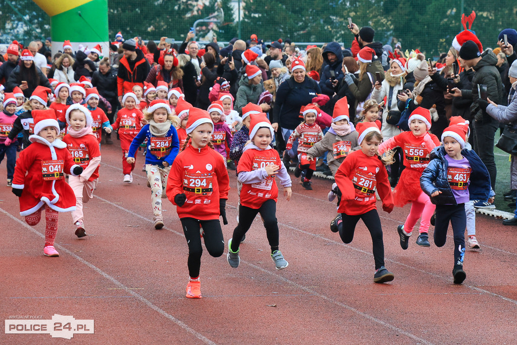 XIII Bieg Mikołajkowy w Policach - biegi najmłodszych