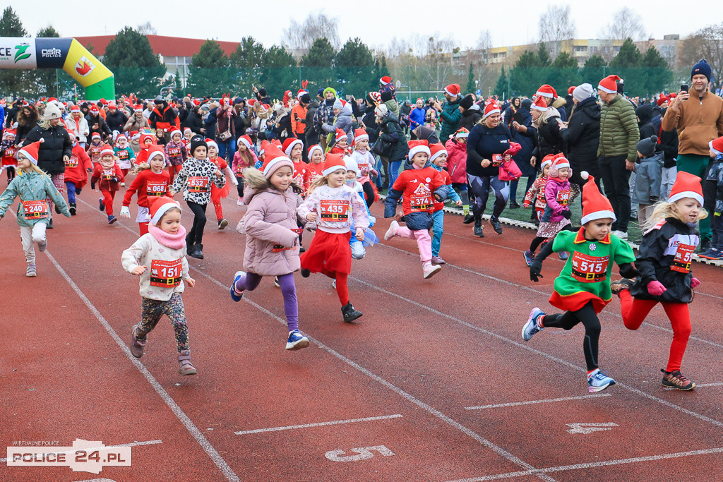 XIII Bieg Mikołajkowy w Policach - biegi najmłodszych
