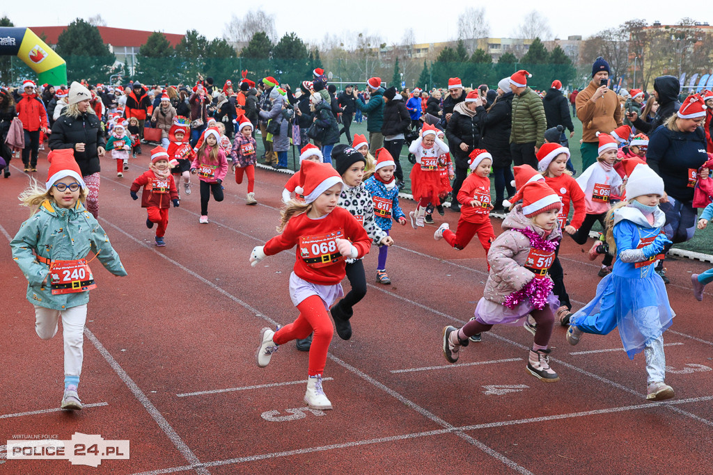 XIII Bieg Mikołajkowy w Policach - biegi najmłodszych