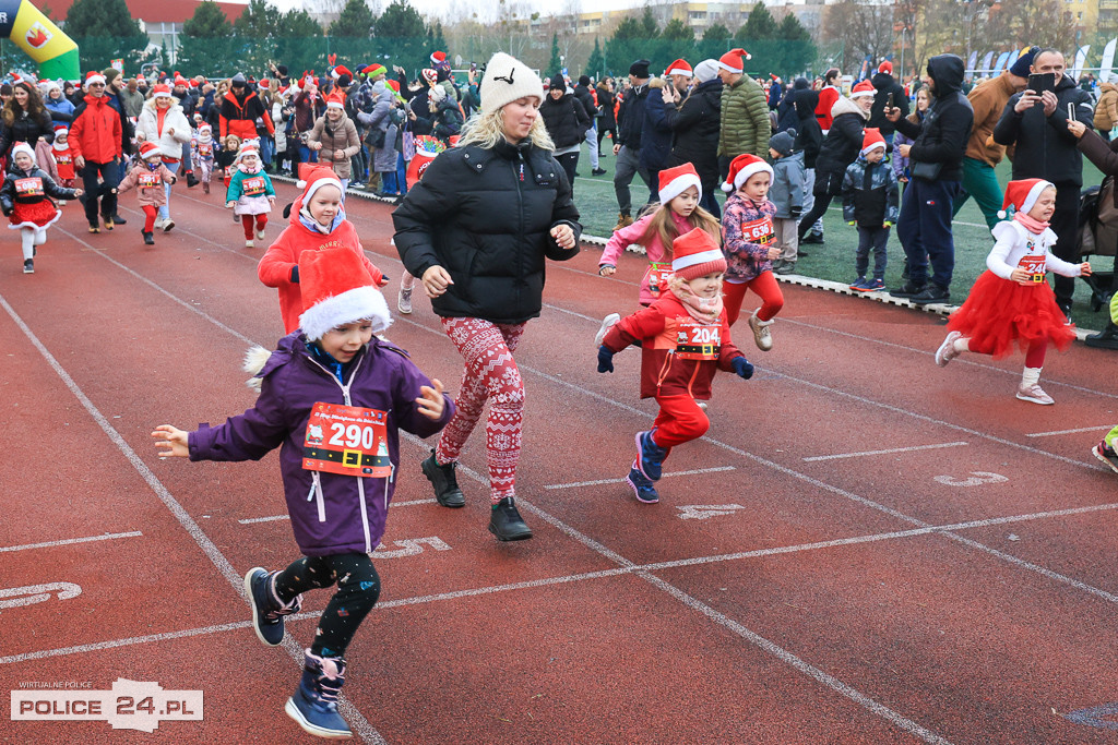 XIII Bieg Mikołajkowy w Policach - biegi najmłodszych