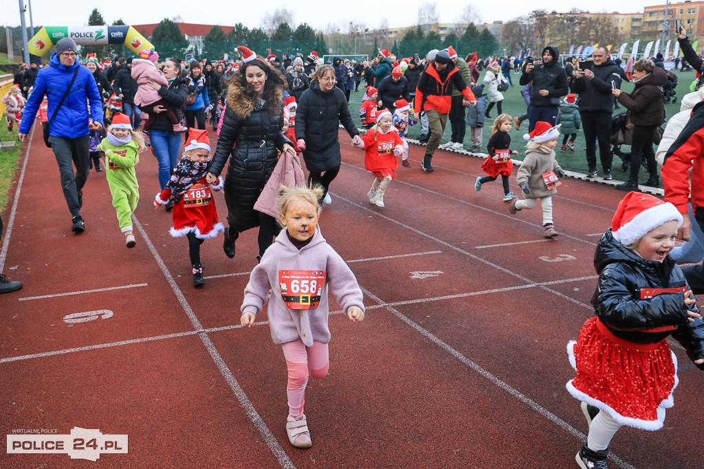 XIII Bieg Mikołajkowy w Policach - biegi najmłodszych