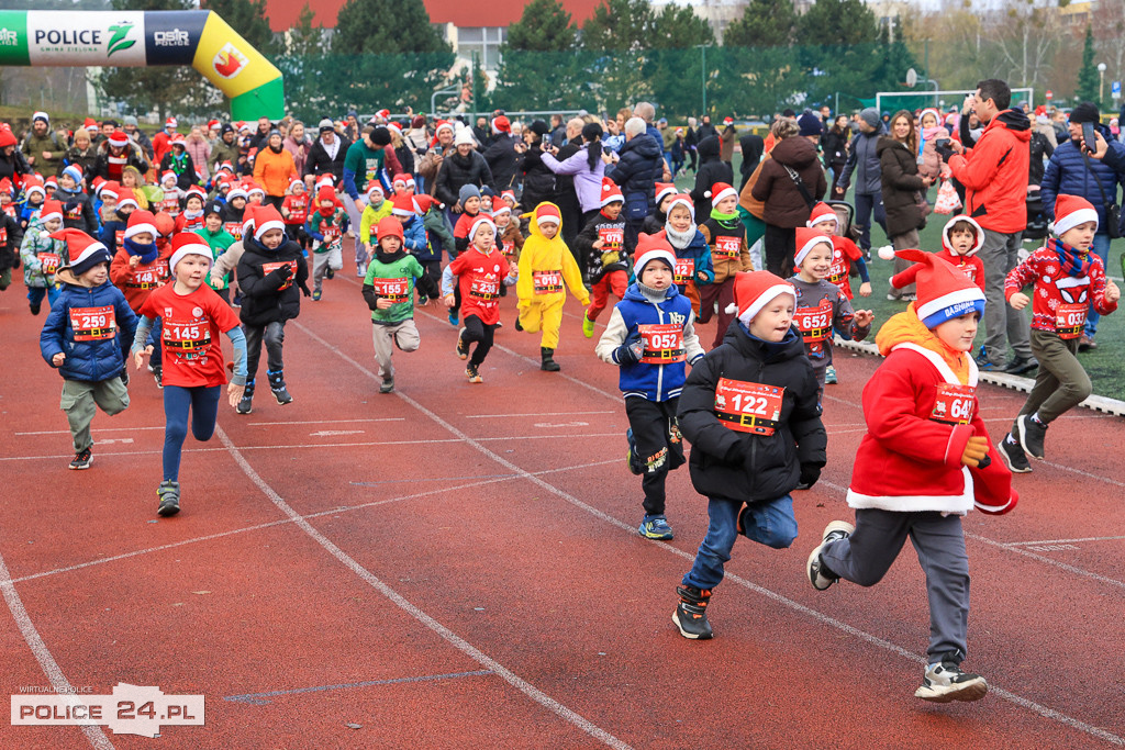 XIII Bieg Mikołajkowy w Policach - biegi najmłodszych
