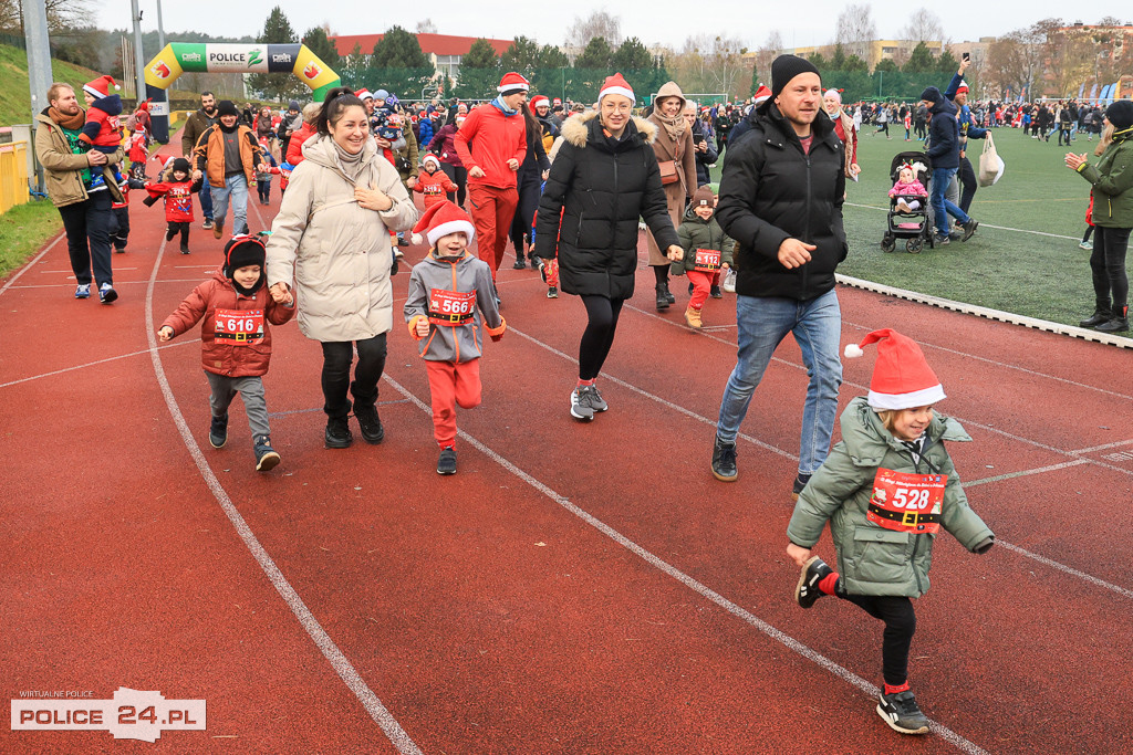 XIII Bieg Mikołajkowy w Policach - biegi najmłodszych