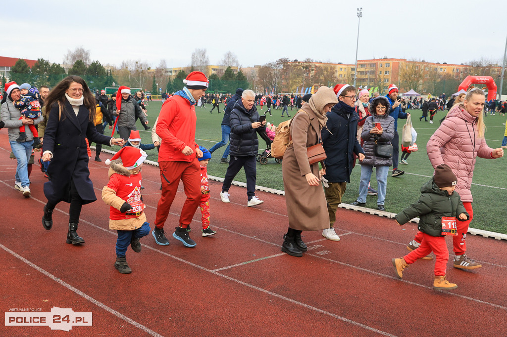 XIII Bieg Mikołajkowy w Policach - biegi najmłodszych