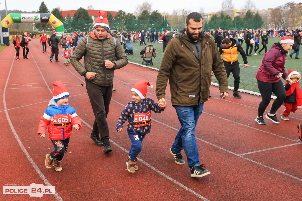 XIII Bieg Mikołajkowy w Policach - biegi najmłodszych