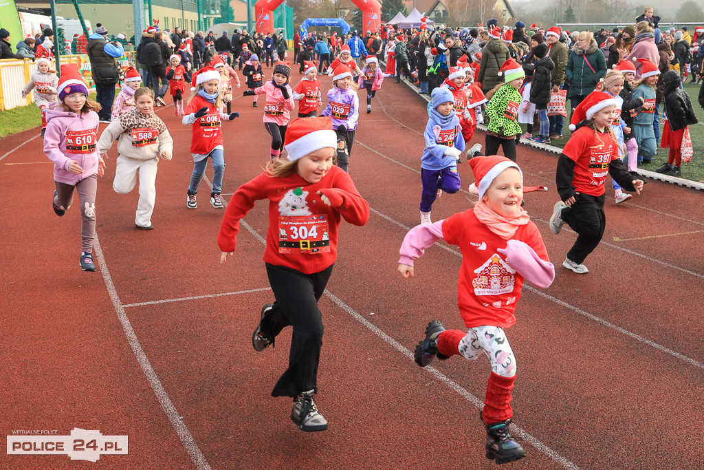 XIII Bieg Mikołajkowy w Policach - biegi najmłodszych
