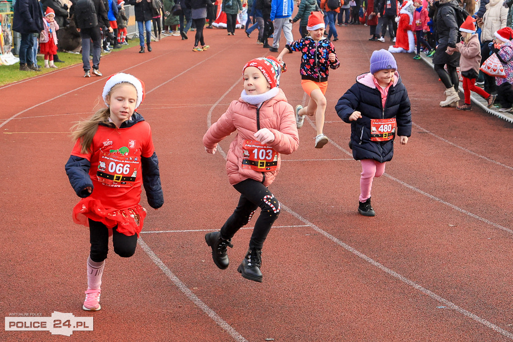 XIII Bieg Mikołajkowy w Policach - biegi najmłodszych