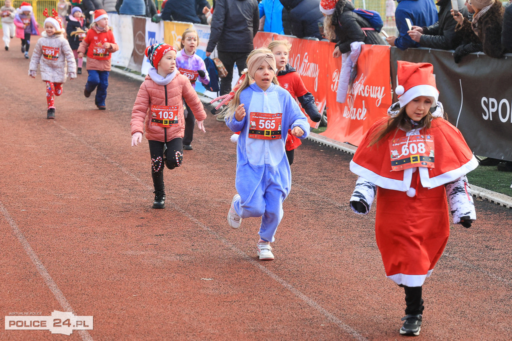 XIII Bieg Mikołajkowy w Policach - biegi najmłodszych