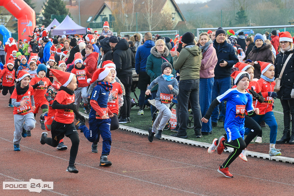 XIII Bieg Mikołajkowy w Policach - biegi najmłodszych