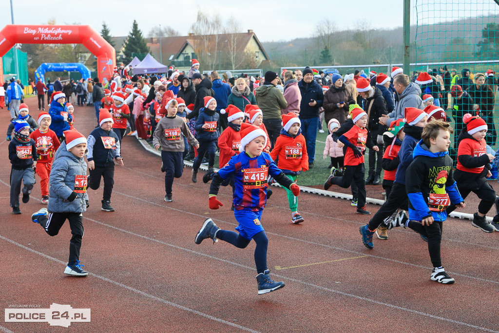 XIII Bieg Mikołajkowy w Policach - biegi najmłodszych