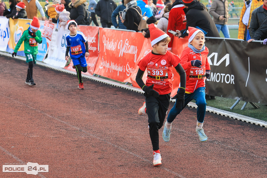XIII Bieg Mikołajkowy w Policach - biegi najmłodszych