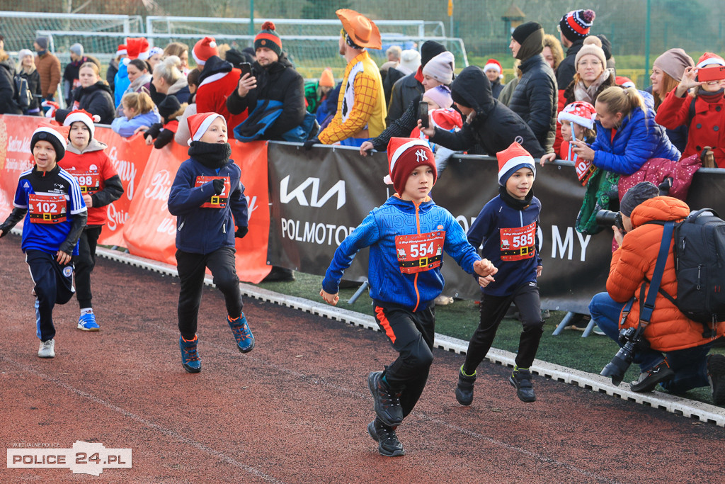 XIII Bieg Mikołajkowy w Policach - biegi najmłodszych