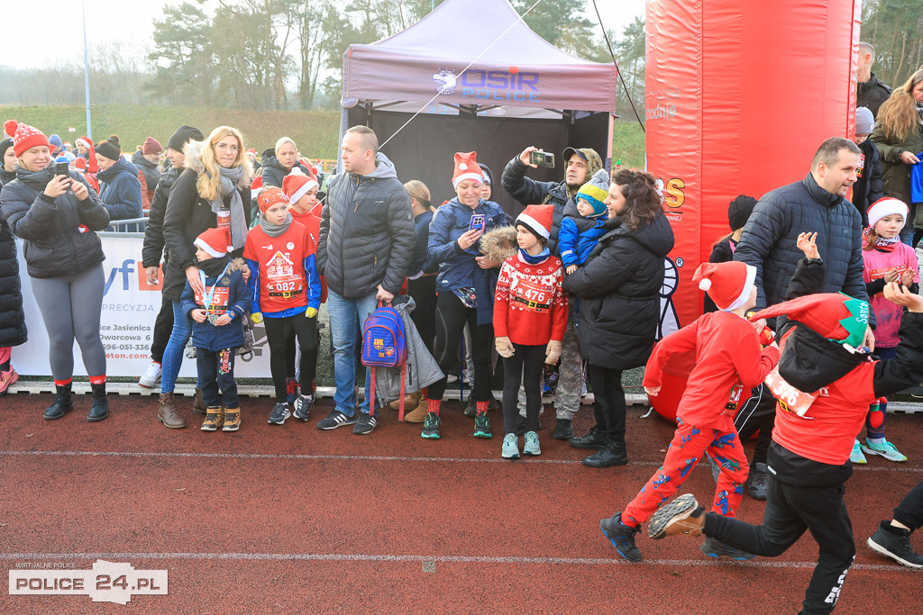 XIII Bieg Mikołajkowy w Policach - biegi najmłodszych