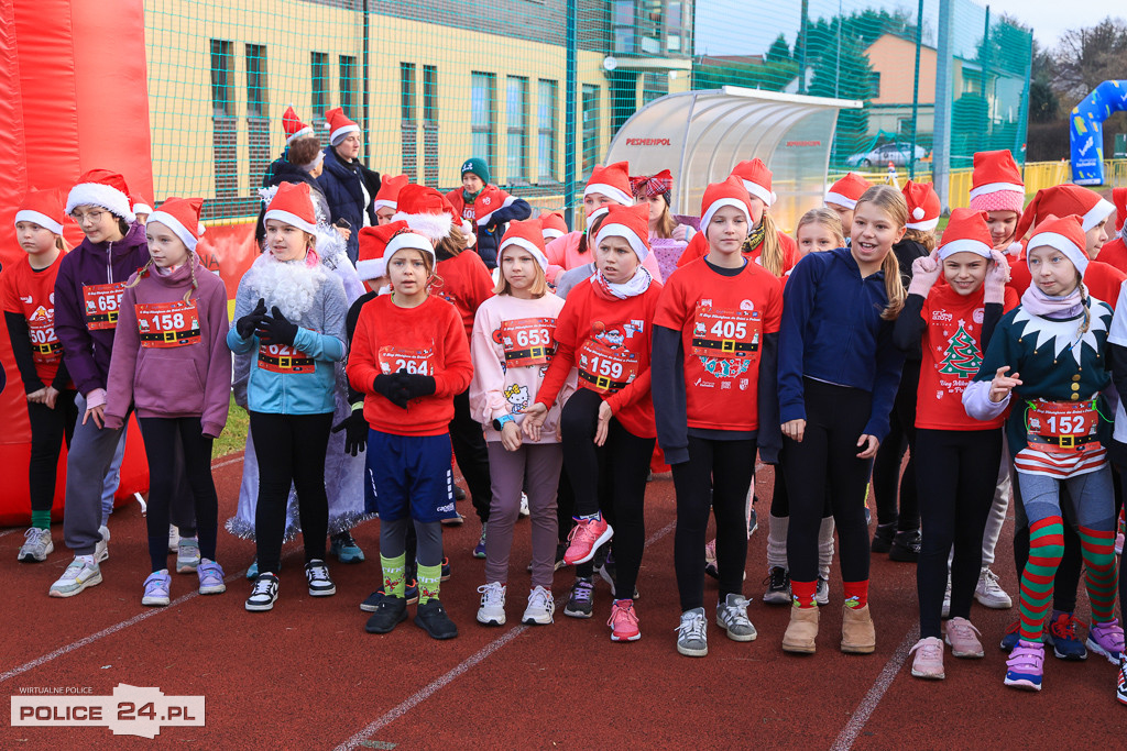 XIII Bieg Mikołajkowy w Policach - biegi najmłodszych