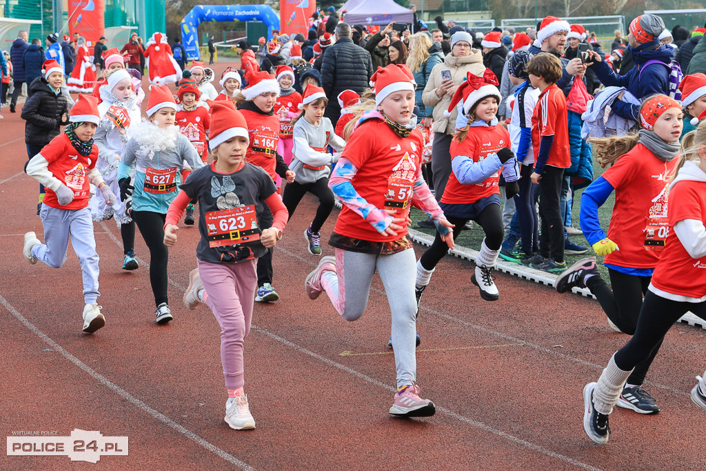 XIII Bieg Mikołajkowy w Policach - biegi najmłodszych