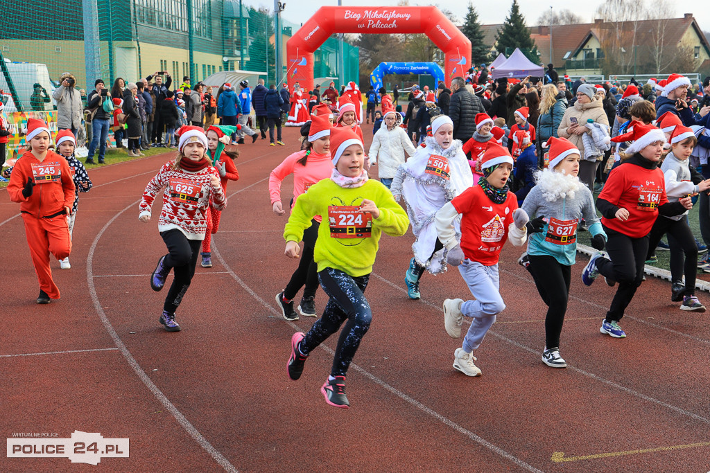 XIII Bieg Mikołajkowy w Policach - biegi najmłodszych