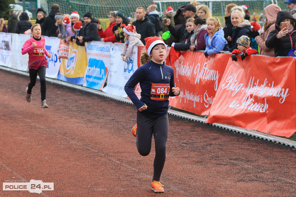 XIII Bieg Mikołajkowy w Policach - biegi najmłodszych