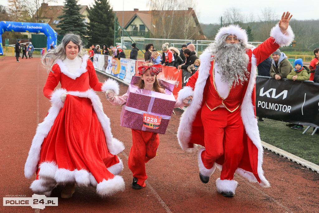 XIII Bieg Mikołajkowy w Policach - biegi najmłodszych