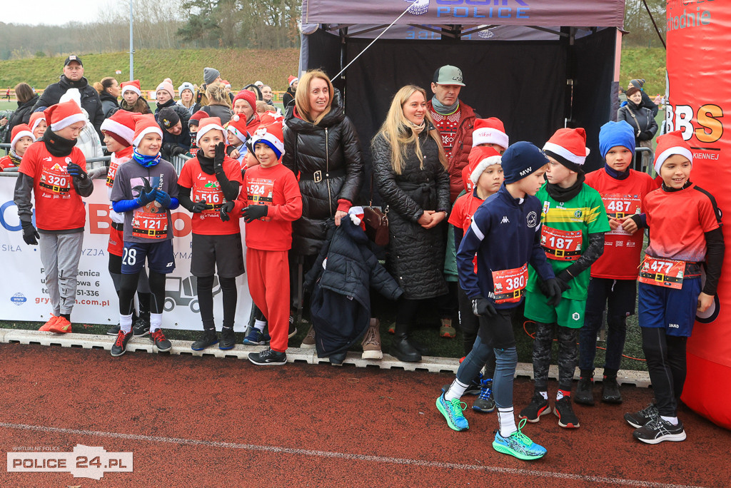 XIII Bieg Mikołajkowy w Policach - biegi najmłodszych